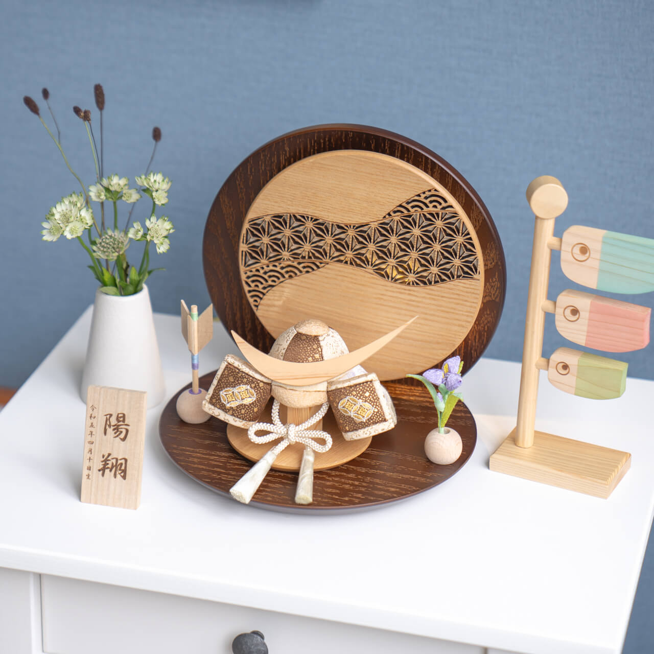 ことの木目込かぶと　つき　伊達政宗　灯丸衝立　麻の葉　B