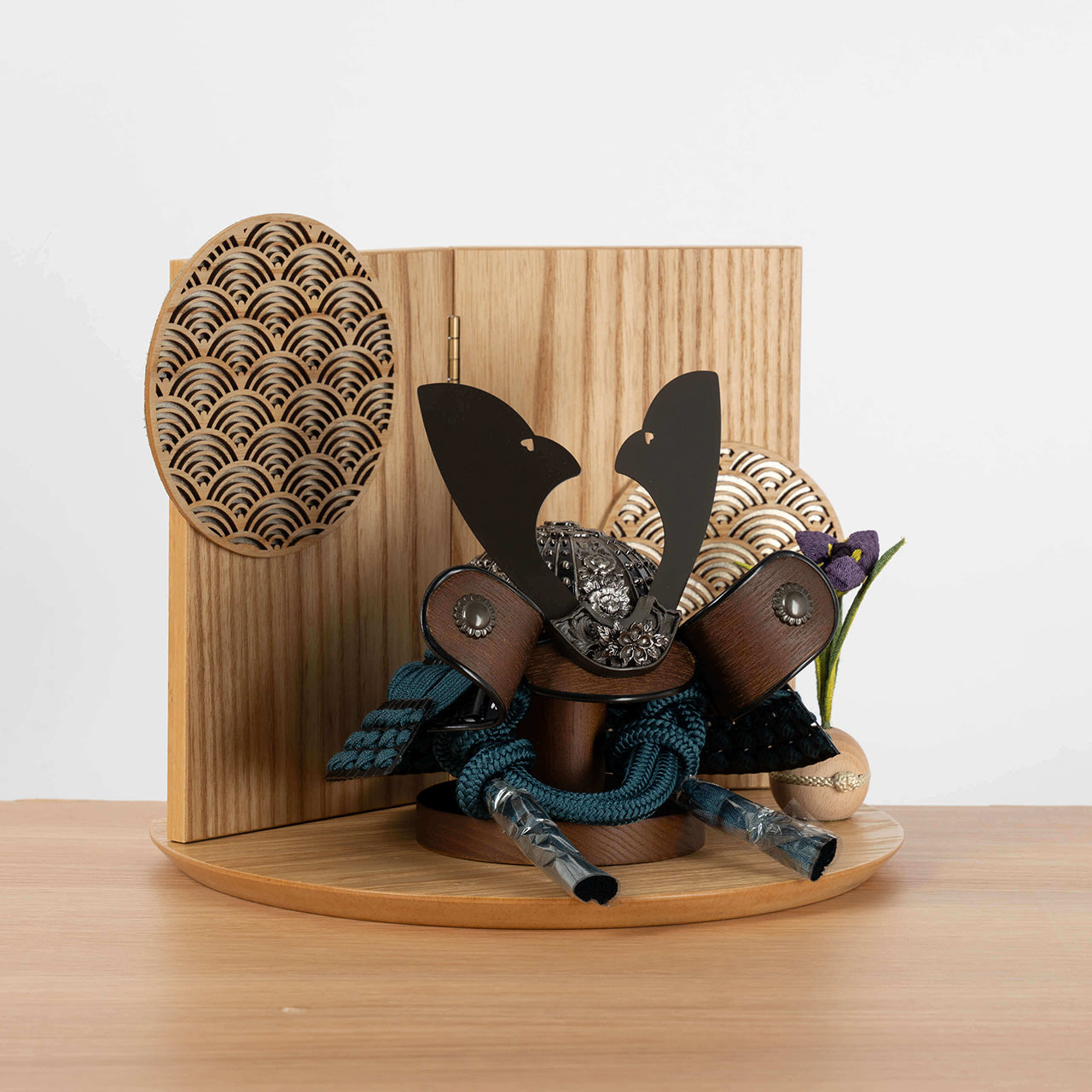 ことのおぼこ兜　こく　巴セット　青海波　N