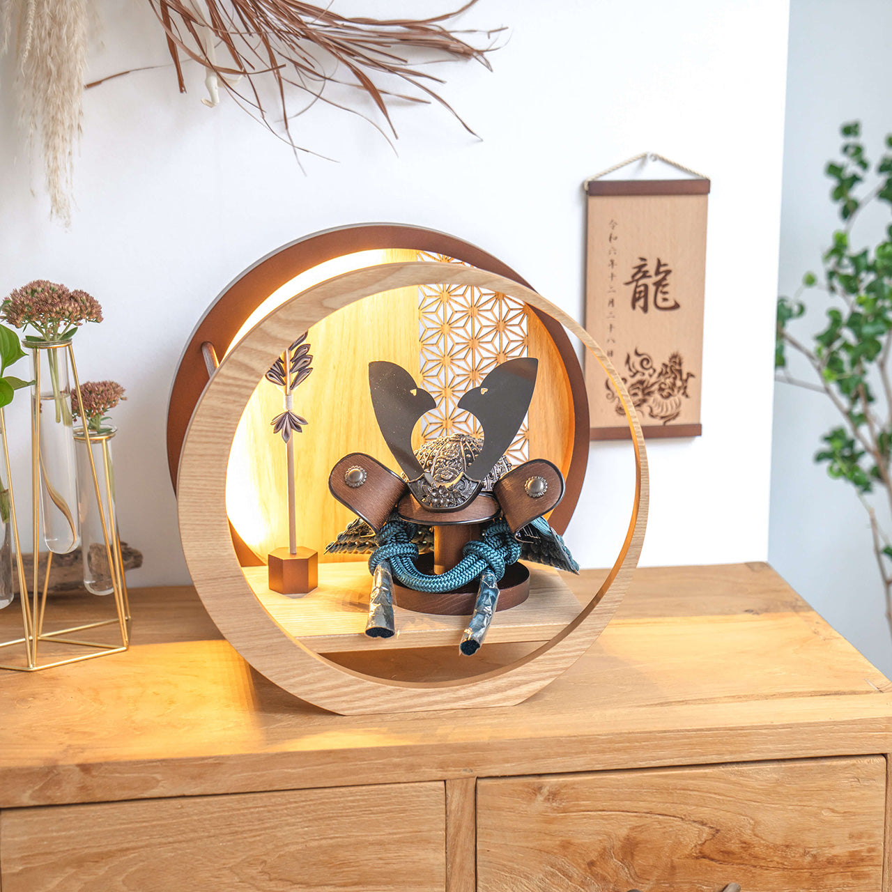 ことのおぼこ兜　こく　灯月型飾台　麻の葉