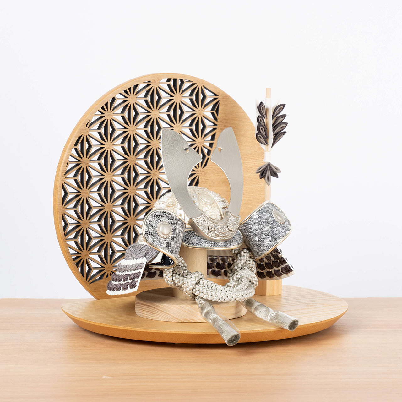 ことのおぼこ兜　せい　麻の葉　丸型N衝立