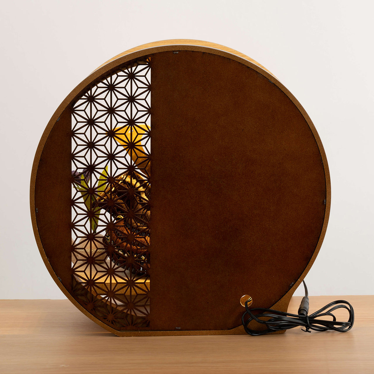 ことの兜　りく　灯月型飾台　麻の葉