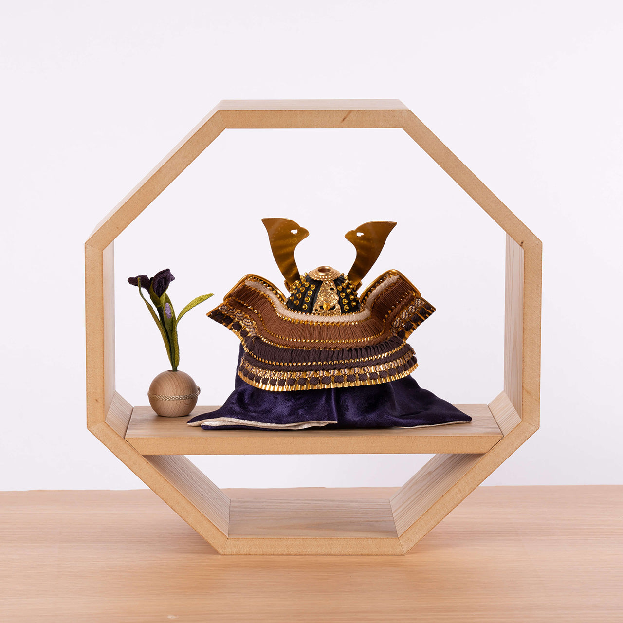 ことの兜　りょう　八角　N