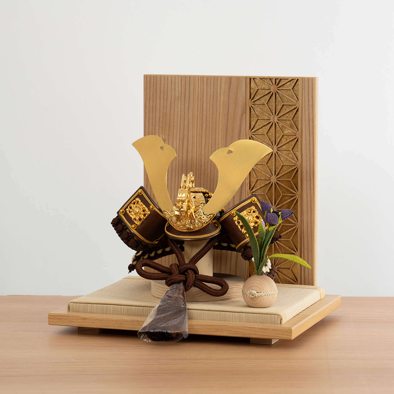 ことの兜　りゅう　麻の葉　N衝立