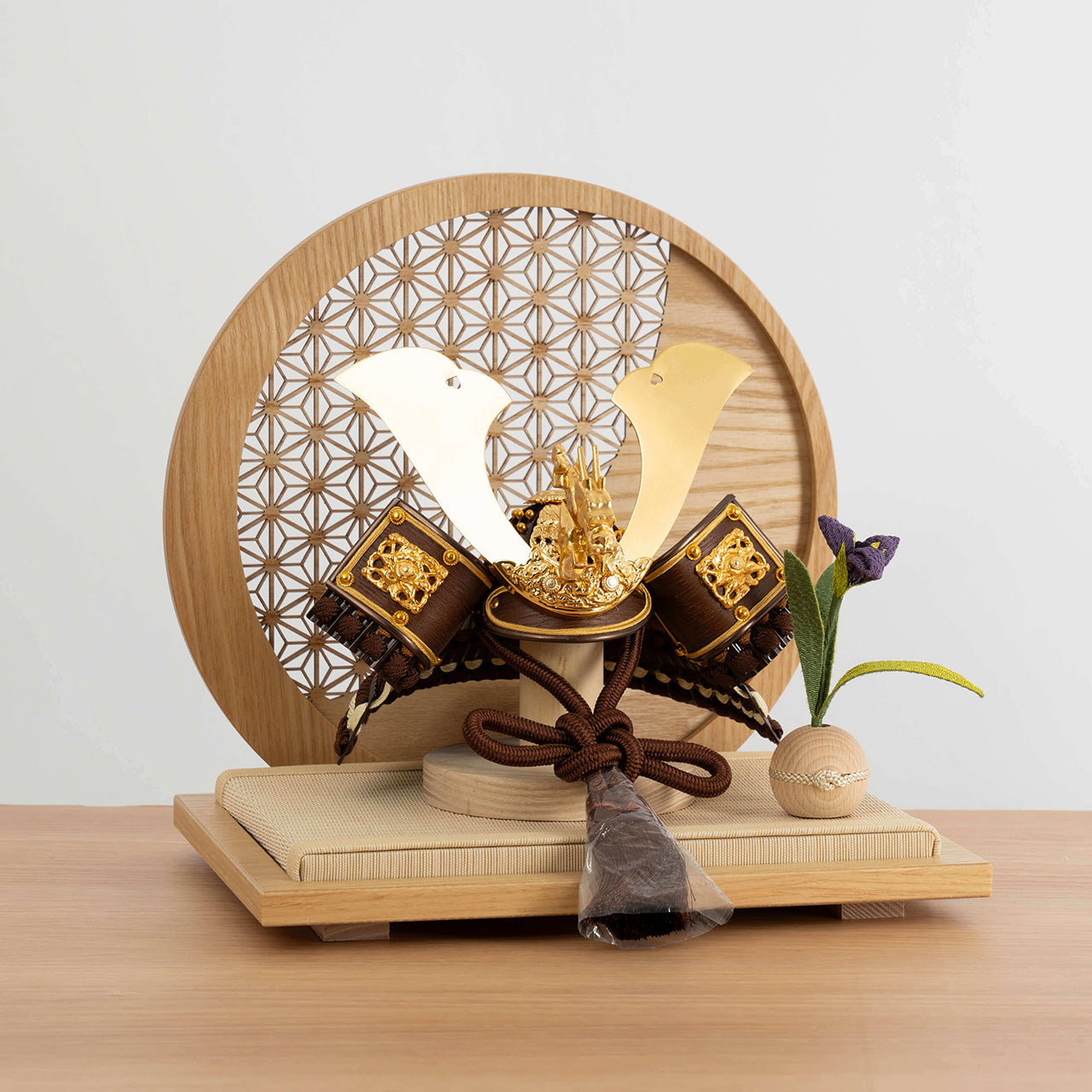 ことの兜　りゅう　麻の葉　円形N衝立