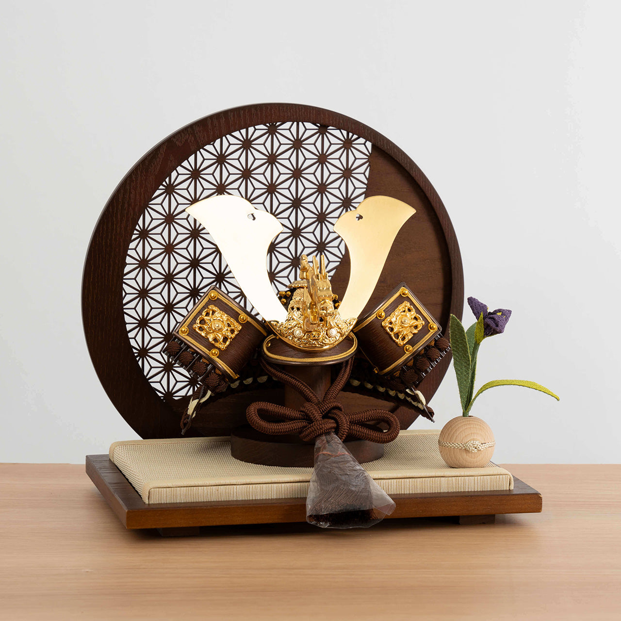 ことの兜　りゅう　麻の葉　円形B衝立