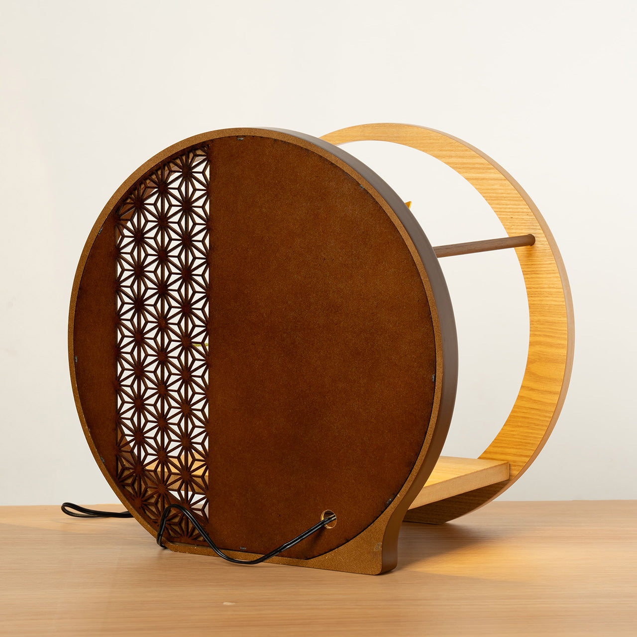 ことのオリジナル兜　そら　灯月型飾台　麻の葉