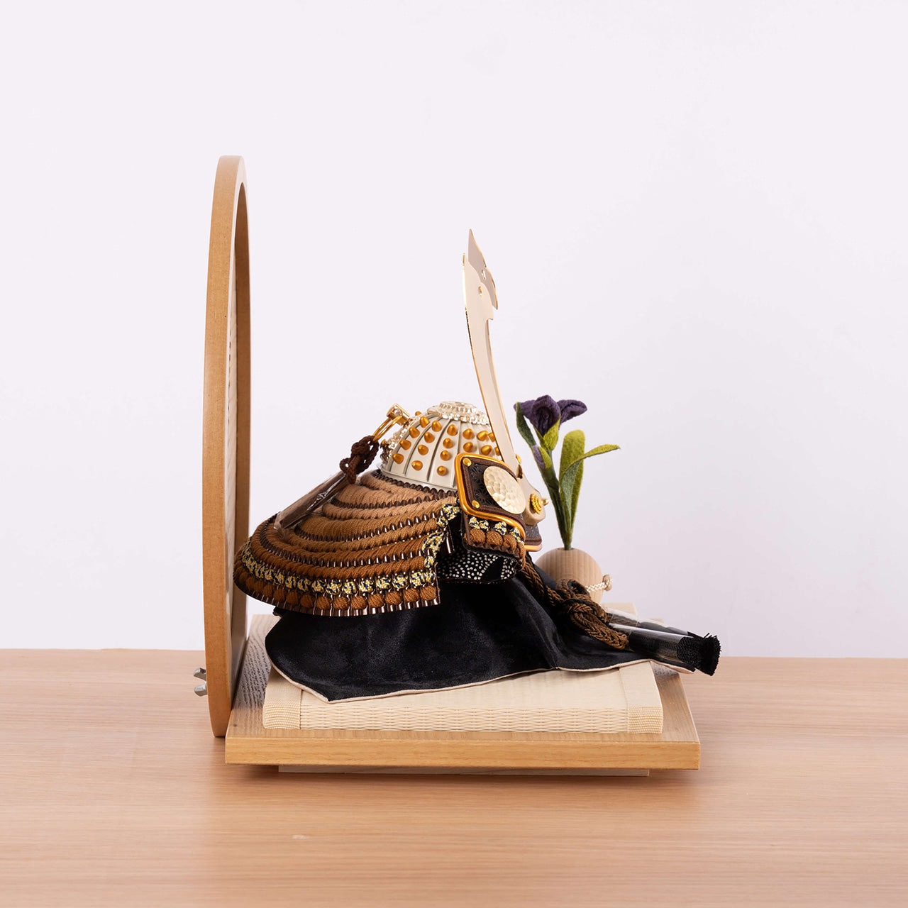 ことの兜　たつき　青海波　円形N衝立