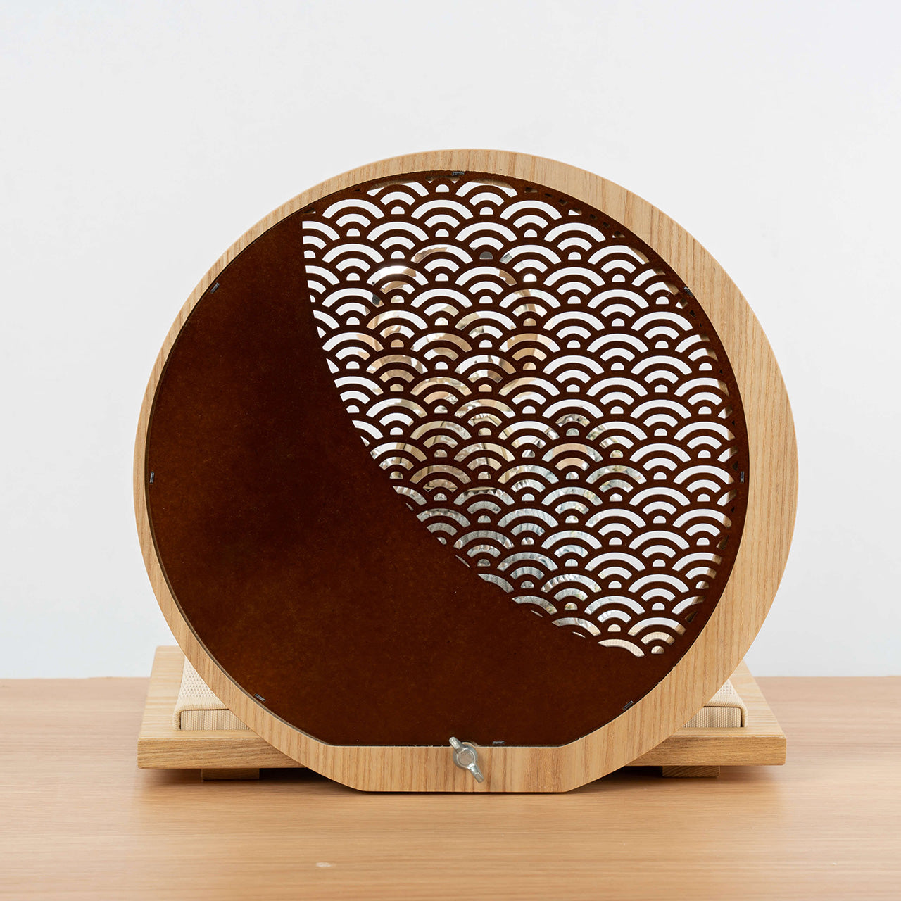 ことのオリジナル兜　徳川家康　青海波　円形N衝立