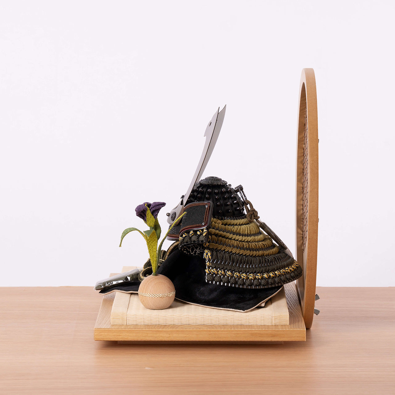 ことの兜　とも　麻の葉　円形N衝立