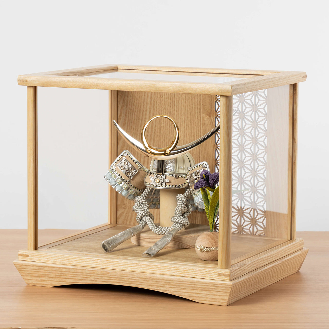 ことのオリジナル兜　上杉謙信　麻の葉　Nケース