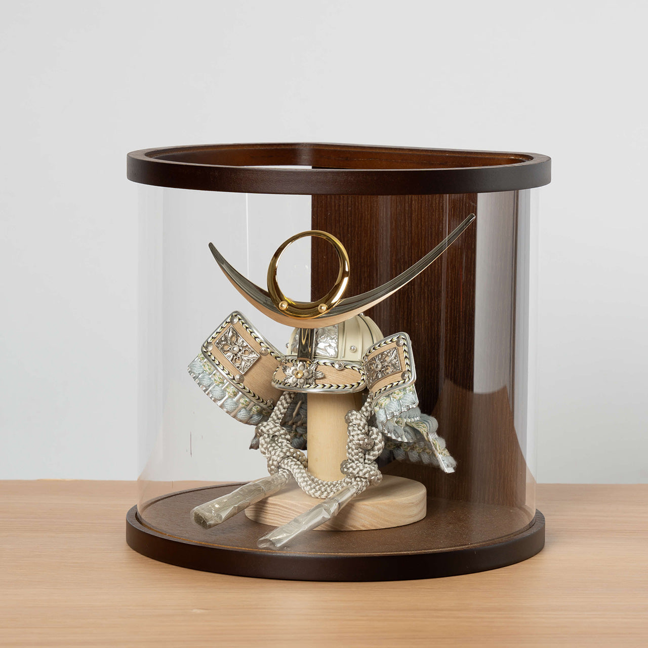 ことのオリジナル兜　上杉　円柱ケース　ブラウン