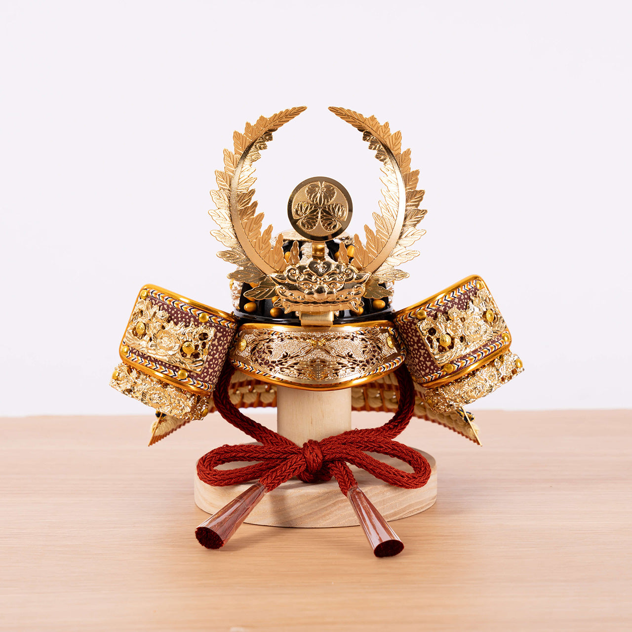 KOTO×悠雅コラボ兜　徳川家康　麻の葉　円形N衝立