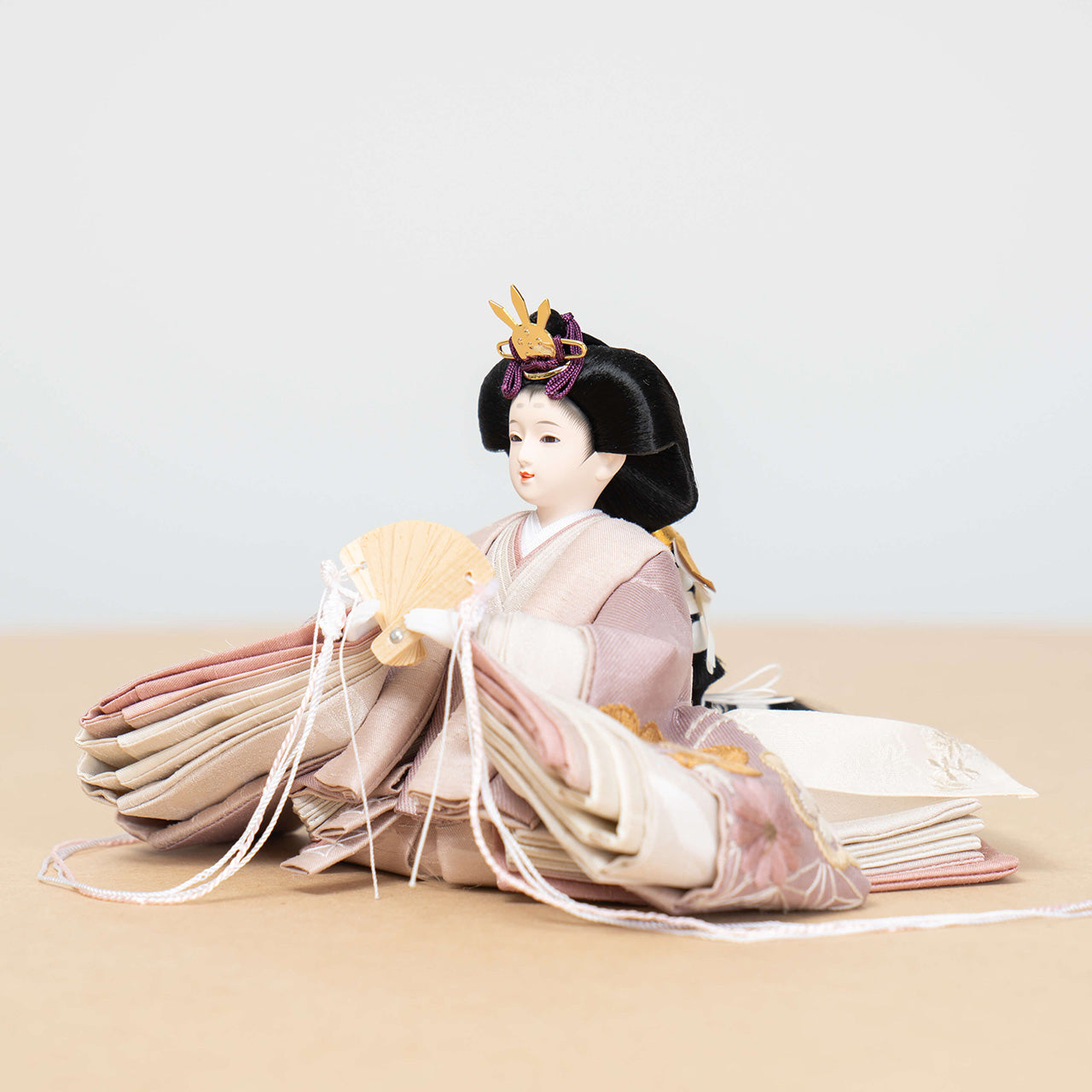 ことのひな人形　ひかり　麻の葉B平台　銀　立花B付