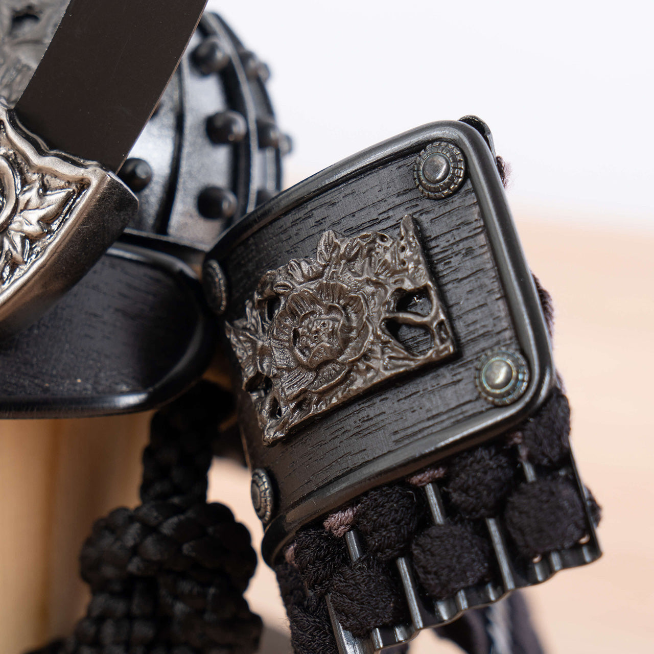 ことの兜　こう　灯月型飾台　麻の葉　BL