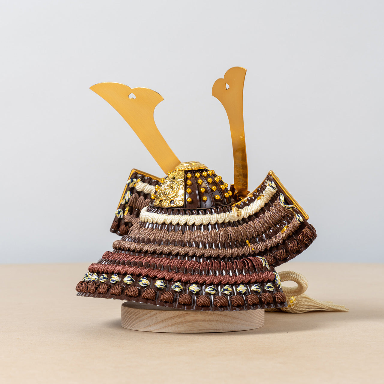 ことの兜　りく　麻の葉　円形B衝立