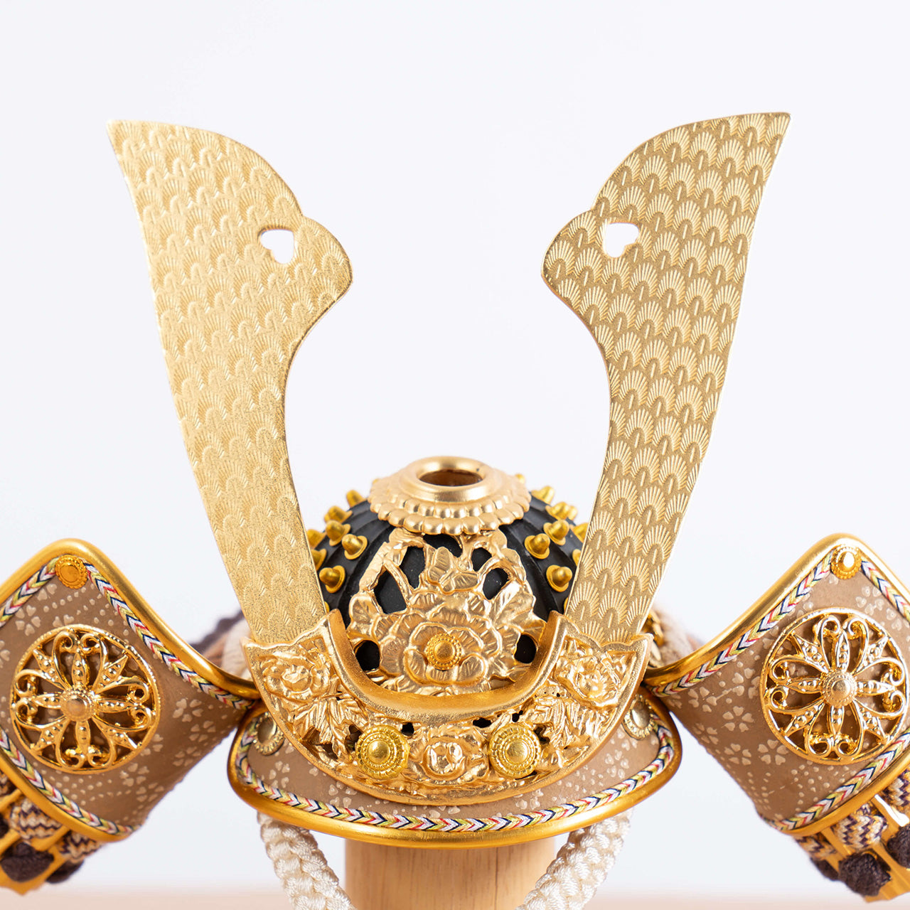 ことの兜　りょう　八角　N