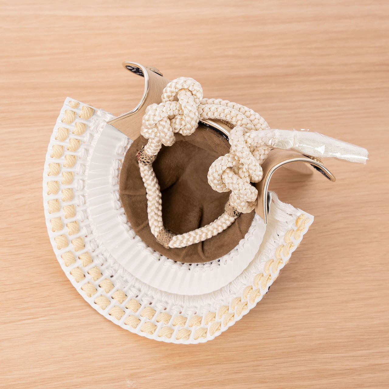 ことのおぼこ兜　はく　灯円麻の葉N衝立