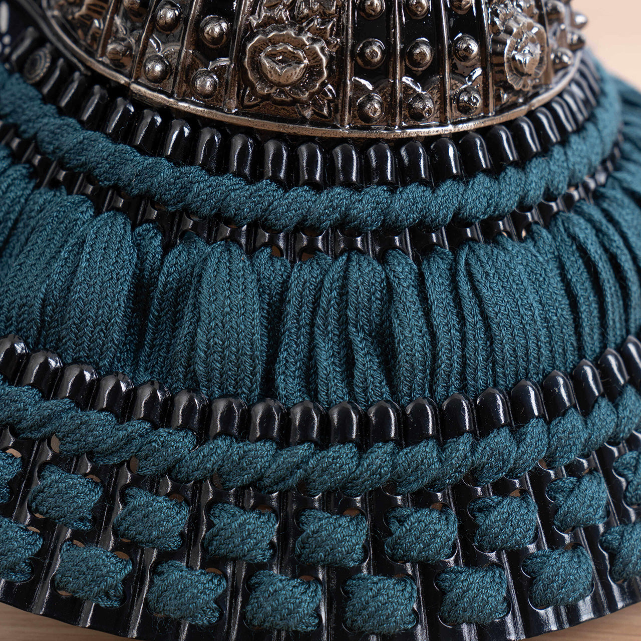 ことのおぼこ兜　こく　灯月型飾台　麻の葉