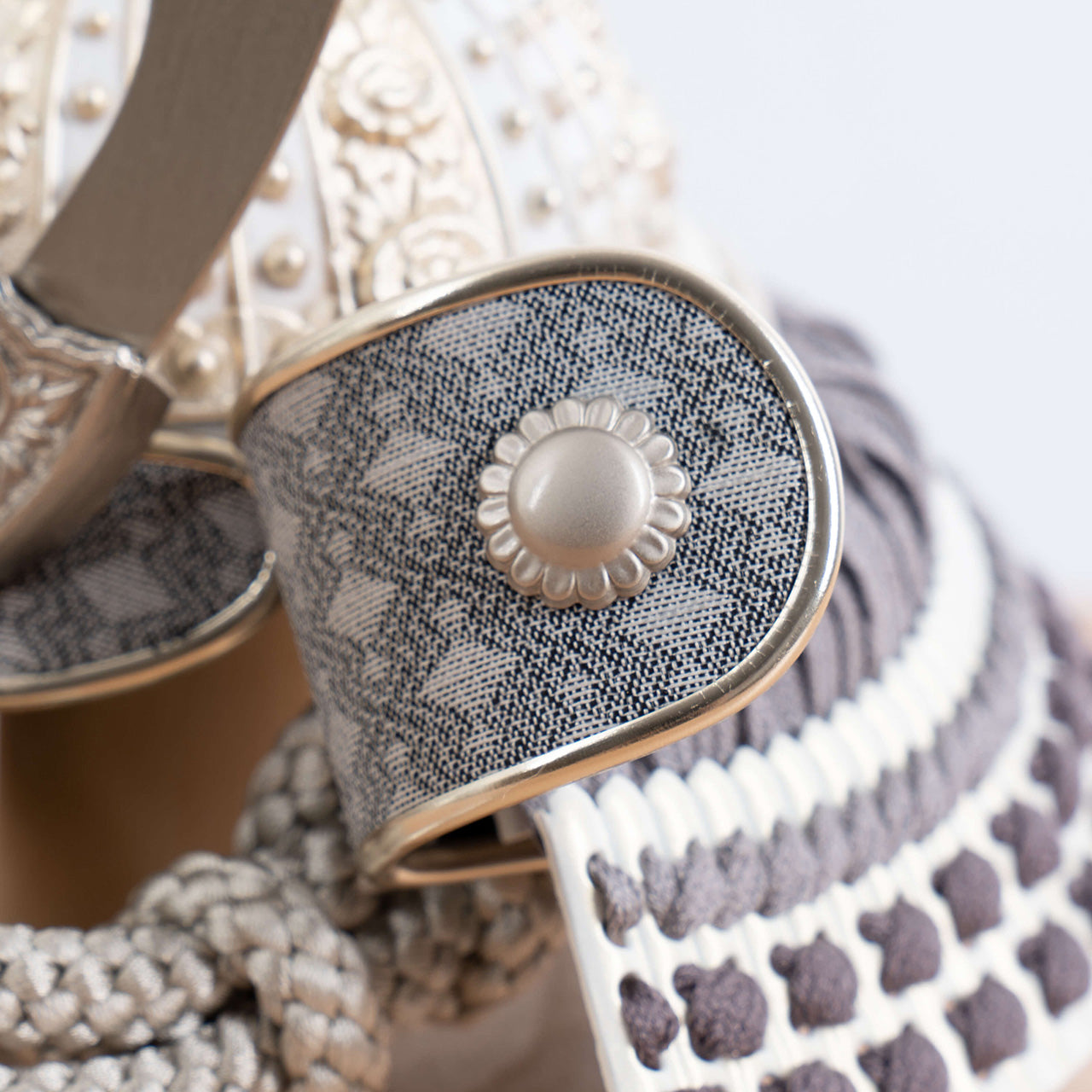 ことのおぼこ兜　せい　麻の葉　丸型N衝立