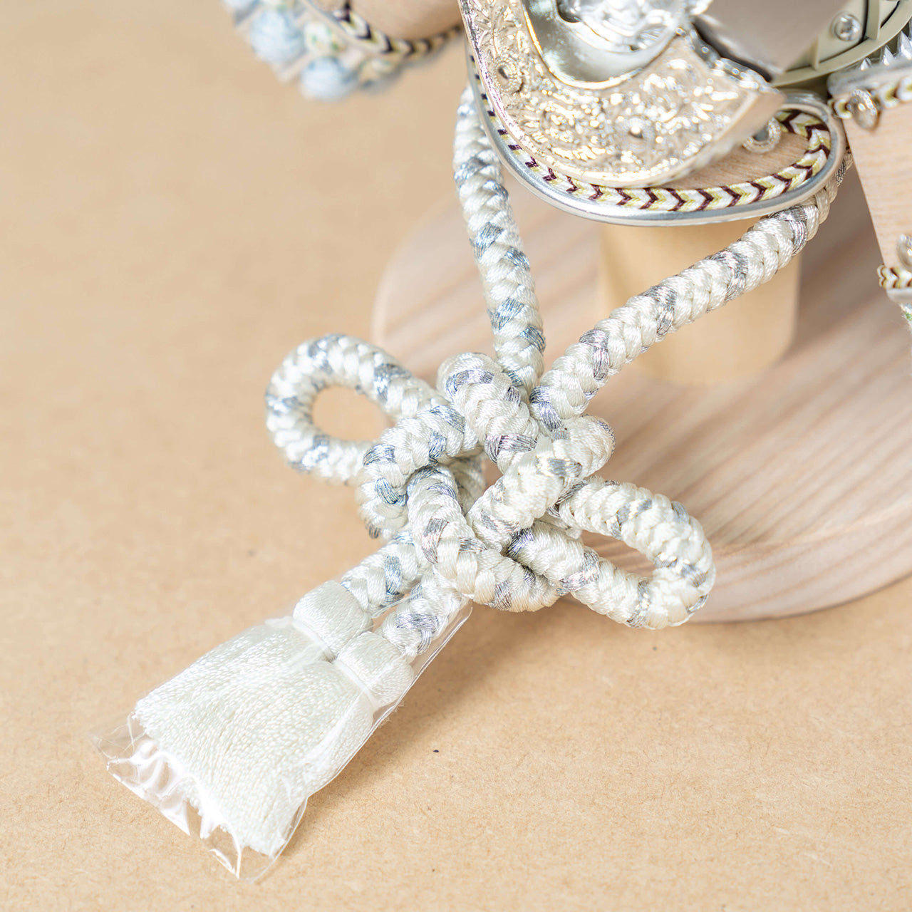 ことのオリジナル兜　そら　灯月型飾台　手描龍