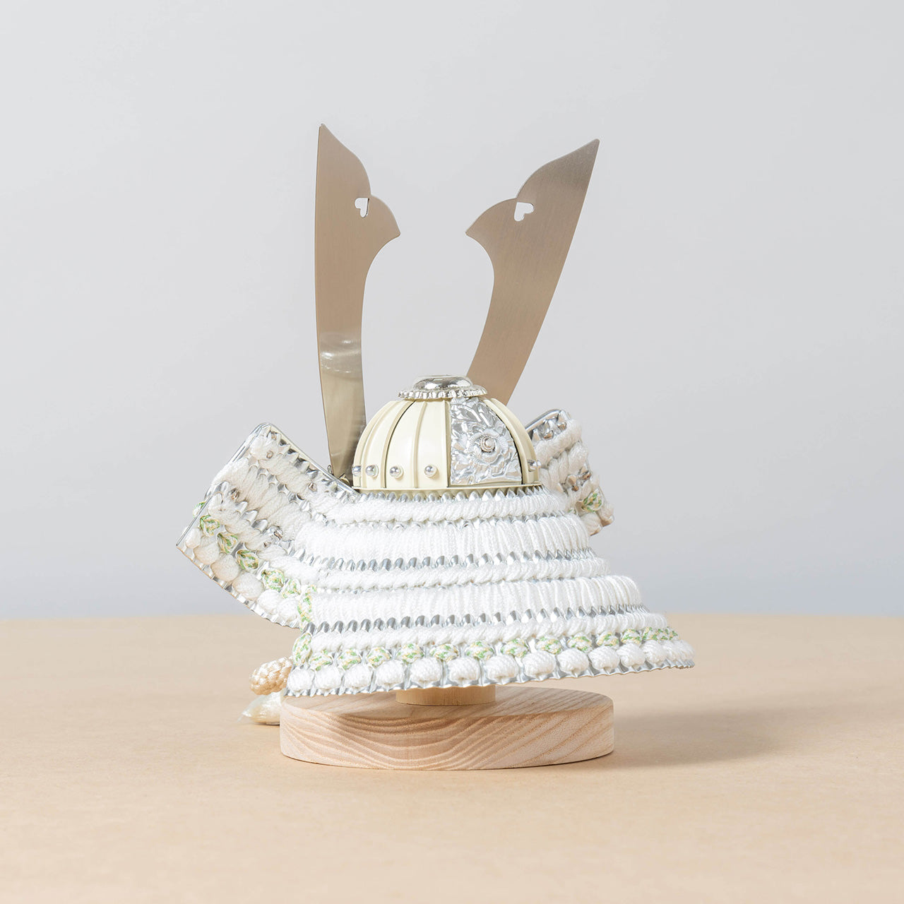 ことのオリジナル兜　ゆき　麻の葉　円形N衝立