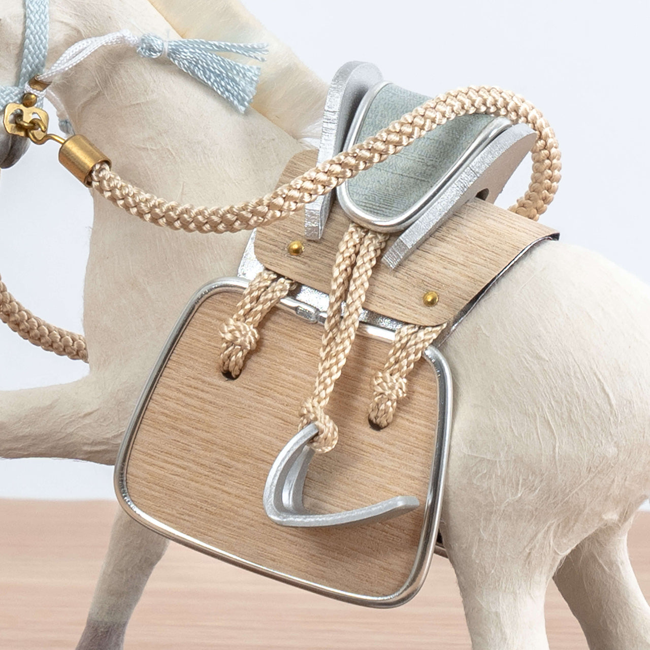 ことの颯躍（そうや）そら　灯月型飾台　麻の葉